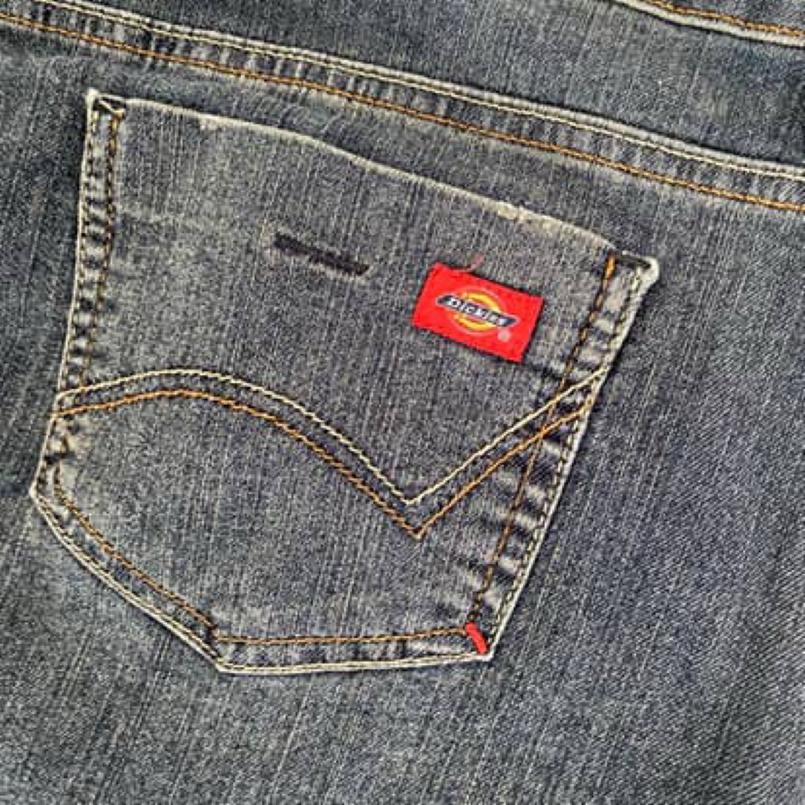 FALDA DICKIES! Talla 46!